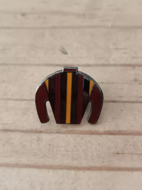 Pin's Pins Pin Enamel 22 Hippisme Jockey "Casaque"