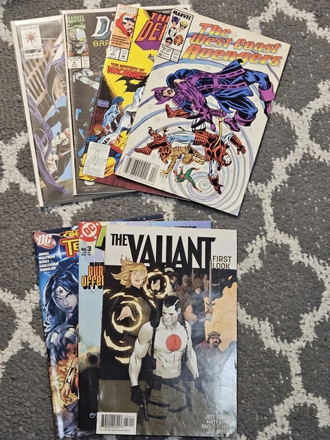 Comic Lot Secret Defenders 3 Deathlok 4 RAI FUTURE FORCE 11 Valiant 1st Look