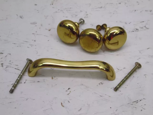 LOT OF 4 gold brass knobs and handle cabinet drawer pulls