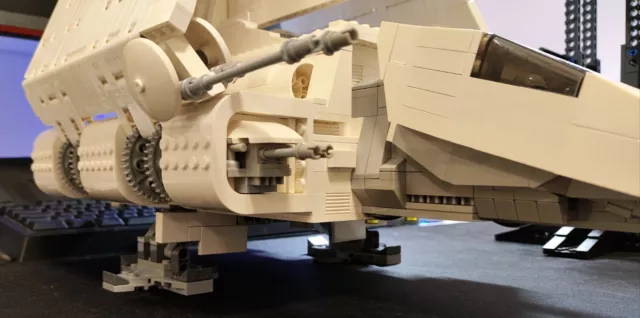 LEGO 10212 STAR WARS Imperial Shuttle UCS 2