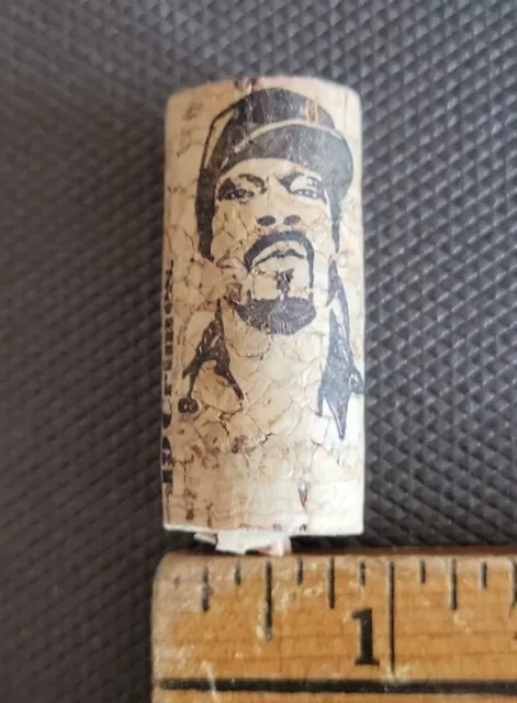 19 CRIMES Collectible Wine CORKS Snoop Dogg with hat looking right