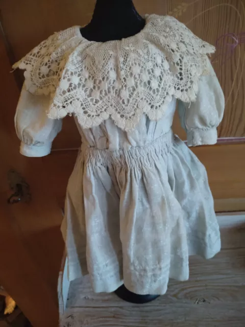 Très belle robe ancienne pour poupée ancienne Jumeau ou Steiner ou autre