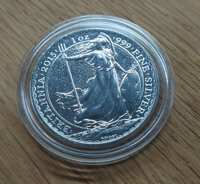 2015 1oz 999 Fine Silver Britannia Two Pounds Coin in capsule