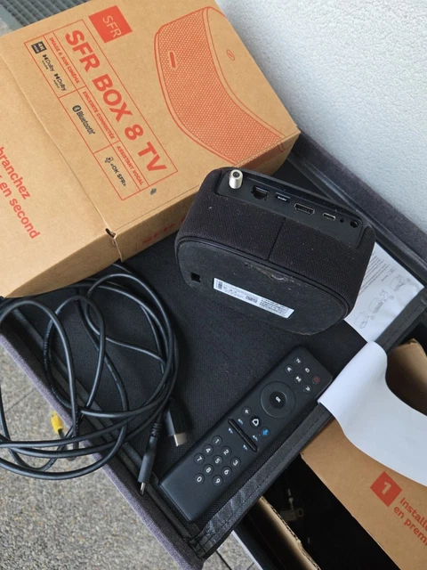 DÉCODEUR TV SFR BOX 8 Complet En Très Bon État/ EUR 39,00 - FR