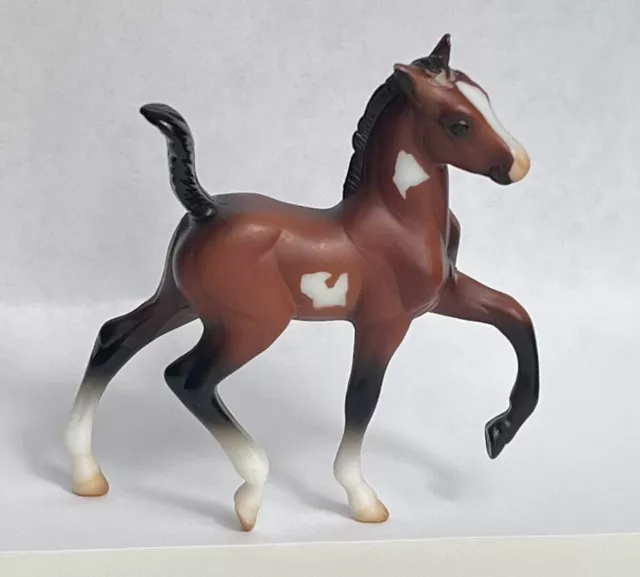 1999 Vtg Breyer Reeves Horse Trotting Foal 1.5”