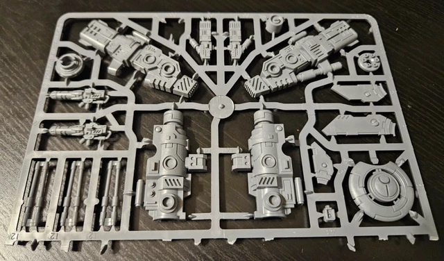 WARHAMMER 40K - Tau Empire - Riptide Battlesuit Ion Accelerator and ...