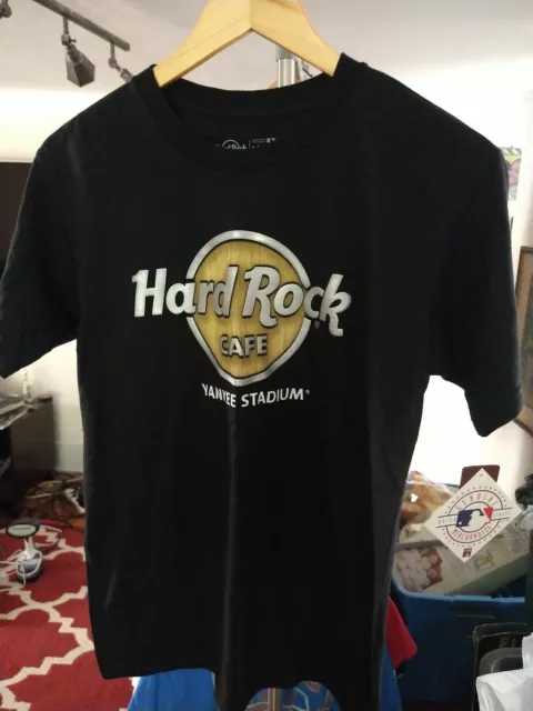 New With Tags Hard Rock Cafe Yankee Stadium T-shirt Size S