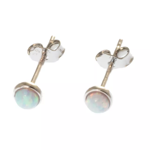 Ohrstecker mit synthetischem Opal 3,8 mm hell, 925 Silber rhodiniert