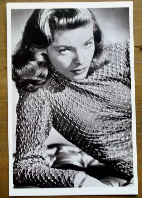 Carte postale LAUREN BACALL     postcard