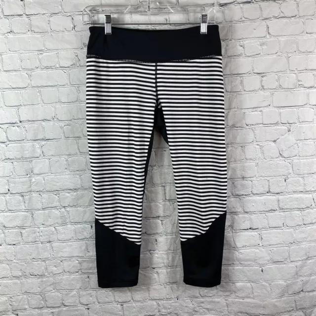 Z By Zella Womens Black White Stripe Block-It-to-Me Capri Legging - Size M