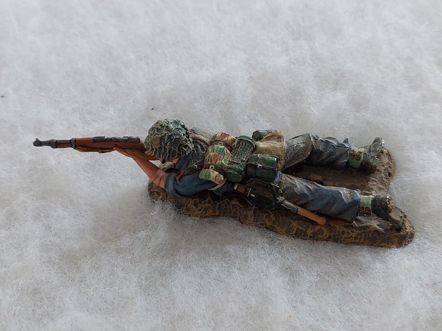 Un soldat de plomb militaire Allemand KING & COUNTRY militaria ww2.