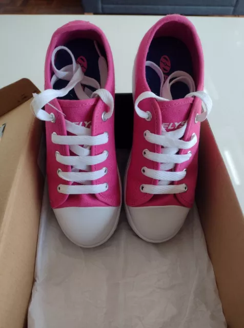 Heelys Fresh X2 Kids Girls Roller Skate Trainer Wheels Size UK 2 Fuchsia Pink 3