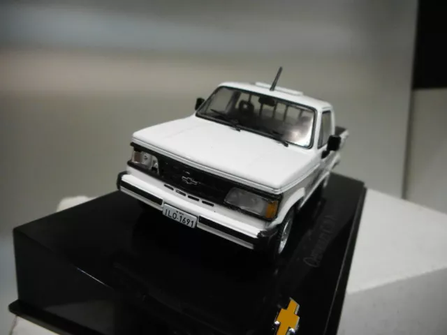 Chevrolet C-20 1994 Pickup Chv 12 Brazil 1:43 Salvat Ixo 2