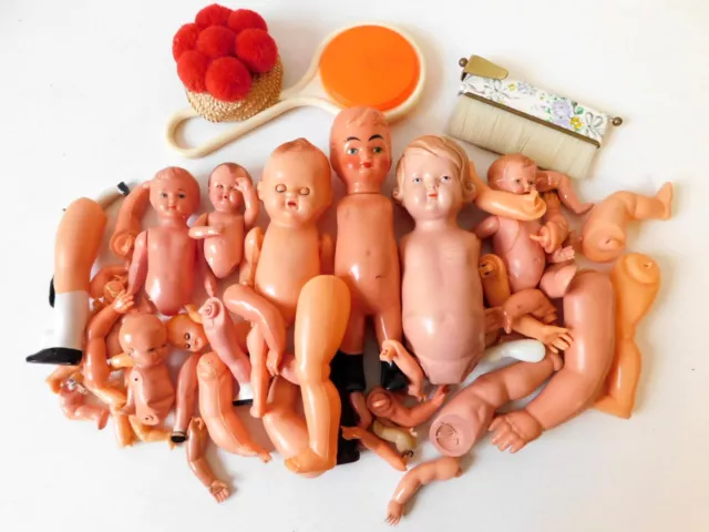 19) TURTLE An Extensive Bundle of DOLLS - SPARE PARTS, 60/70S