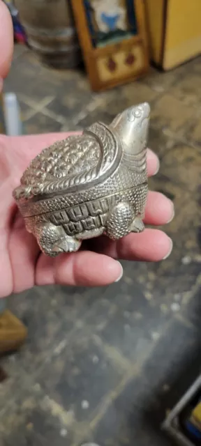 Vintage Antique turtle figure Betel Nut Box Cambodia Signed Silver T90 Sterling