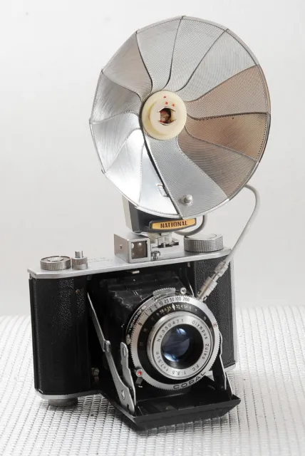 NICE c1948 OLYMPUS CHROME SIX 120 folding film camera...exc and works + flash