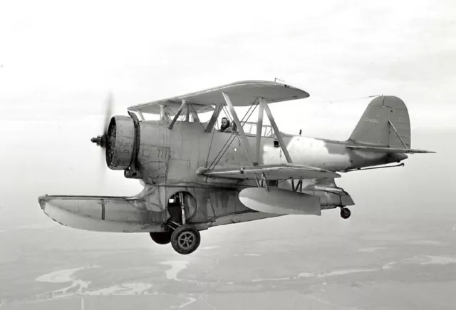 GRUMMAN DUCK J2F. Amphibienflugzeug US NAVY. Bauplan RC 2