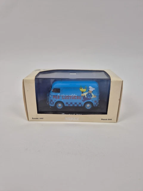Camion Peugeot Q3A 'Charbons Jacques' – Norev 1/43 – Gris Métal – Modèle 1950