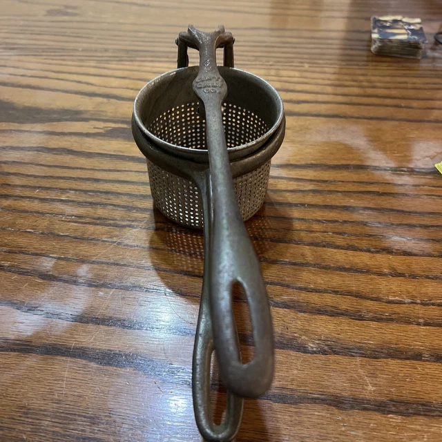 Vintage King Seamless Cup Press Kitchen Tool Cin’ti Galv Co. Potato Masher Ricer