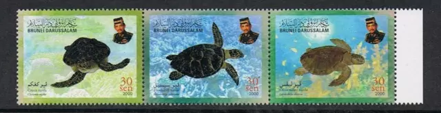 Brunei 2000 Sea Turtles set of 3 in strip MNH