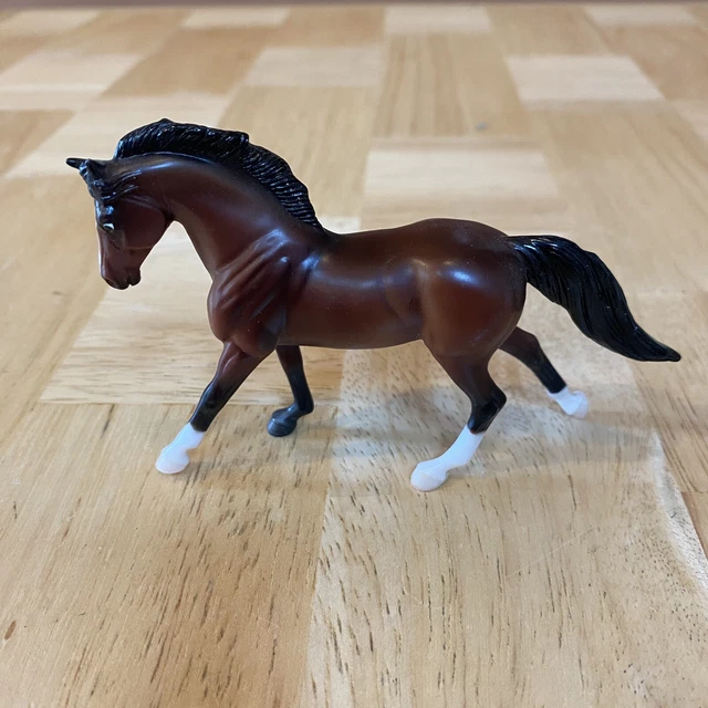 BREYER Stablemate 2021 Horse Foal Mystery Surprise #6222 Cantering Warmblood