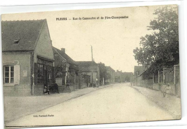1 CPA 51 Marne Epernay Pleurs Rue du Connantre et de Fere-Champenoise