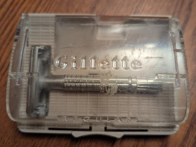 Vintage 1958 D4 Gillette Flare Tip Super Speed TTO Razor Cased