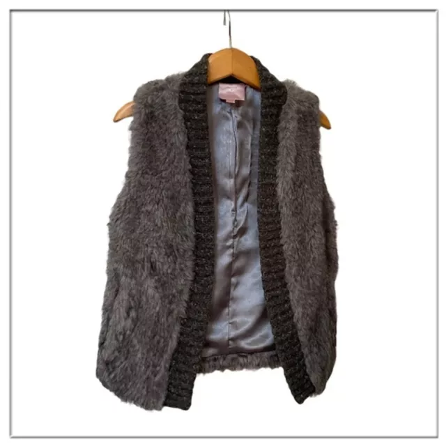 Romeo & Juliet Couture Faux Fur Gray Vest, Size M