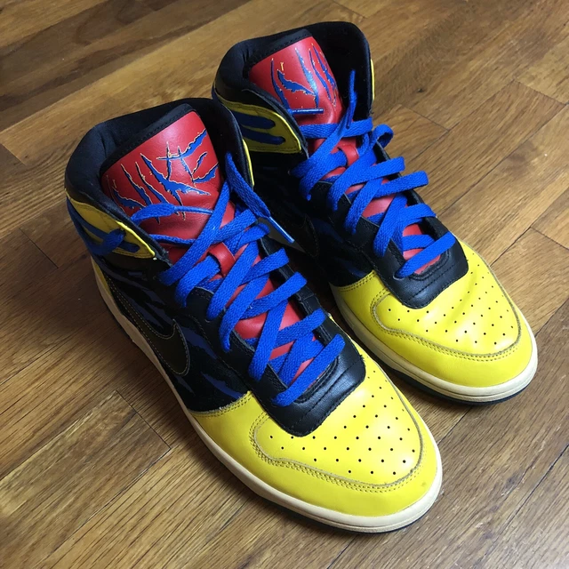 Nike dunks deals sb wolverine