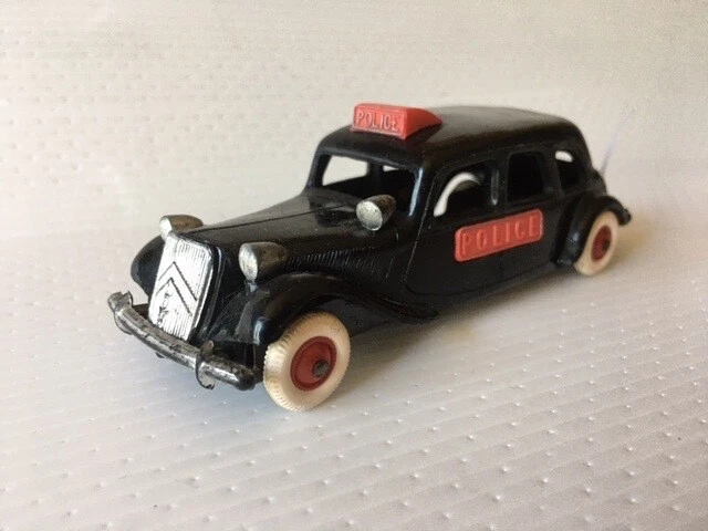 Modèle Réduit Norev Citroën 15 Six Familiale Police Noire - Époque Dinky, échelle 1/43 (Occasion)