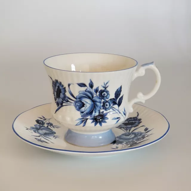 Vintage Royal Crest Fine Bone China England Teacup & Saucer Blue Flowers 