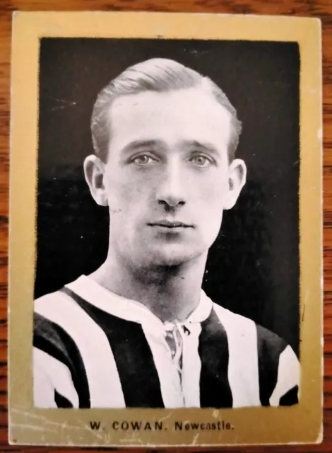 W. Cowan Newcastle United - DC Thomson Vanguard Footballers 1920s