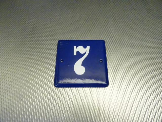 altes Email Hausnummer Schild Nr. 7  Emailschild gewölbt 10,5x10,5 cm in blau