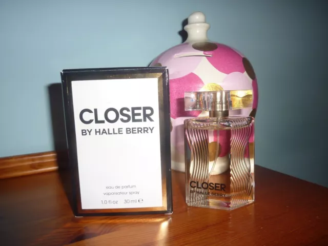 CLOSER BY HALLE Berry Eau De Parfum 30ml Spray Sprayed Once Comes