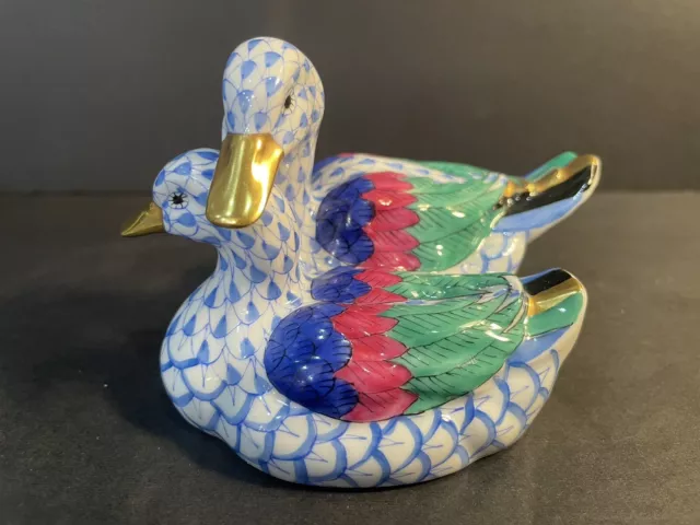 Herend Porcelain Blue Fishnet Small Pair Of Ducks 4” Retail: $540 MINT!