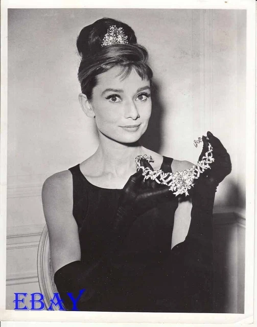 Audrey Hepburn smiles and holds big necklace RARE Photo Audrey Hepburn smiles and holds big necklace RARE Photo