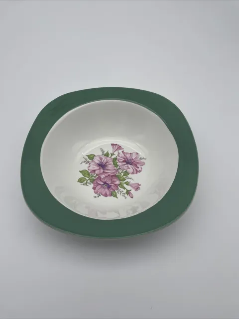 Taylor Smith Taylor "Conversation" LADY HELEN 9'' Serving Bowl Green