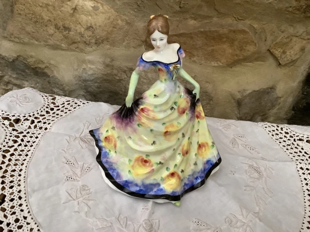Englische Royal Doulton Lady Figur Prestige The Waltz Hn4897 Limitierte Edition