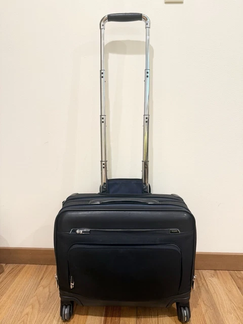 TUMI ARRIVE MCALLEN 4 Wheeled Brief 255663D2 Black Luggage