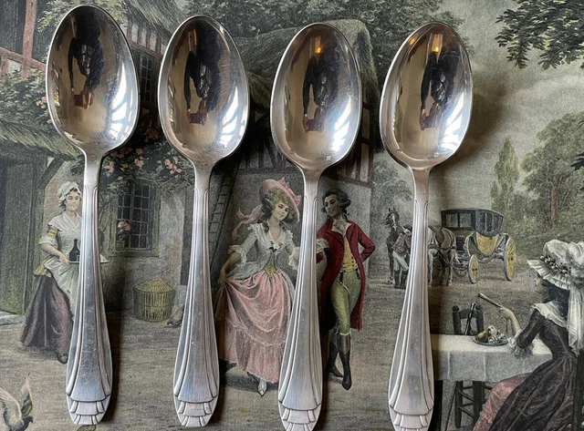Belle Suite de 6 Couverts de table en argent. Montpellier 17