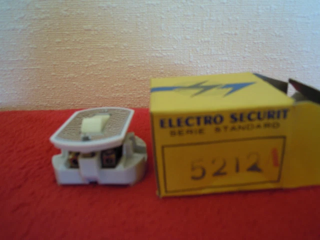 Interrupteurs et prises électriques ELECTRO SECURIT avec