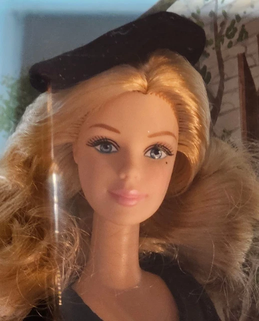France Barbie Dolls Of The World Passport 2012 Mattel X8420 Nrfb