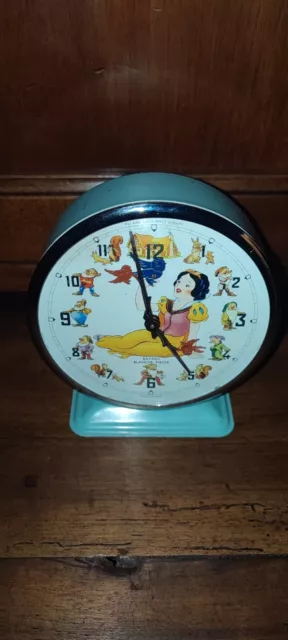 RÉVEIL vintage BLANCHE-NEIGE par BAYARD , WALT DISNEY 1977 Fonctionne..