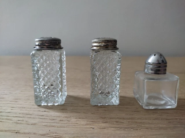Lot De 3 Salière Et Poivrièrem, Mini Salières En Plastique Avec