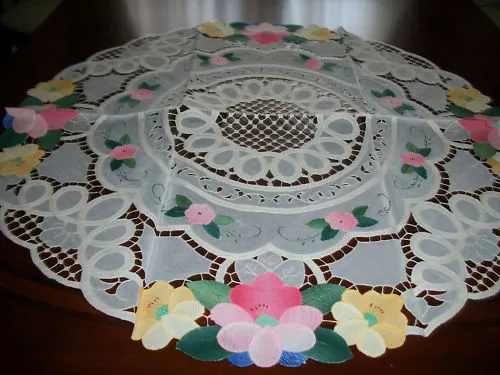 Vintage White  Tablecloth  Applique & Battenberg Lace 34" Inch  Lovely  Lqqk