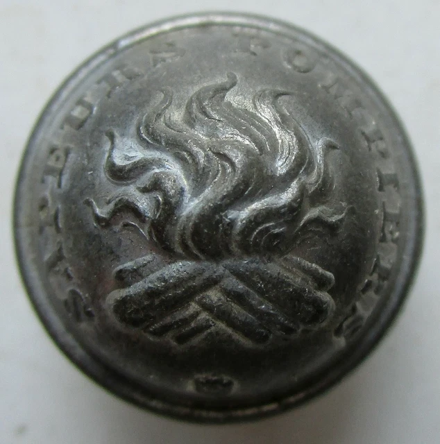 Bouton bombé métal argenté: Sapeurs Pompiers au bûcher de 20 mm