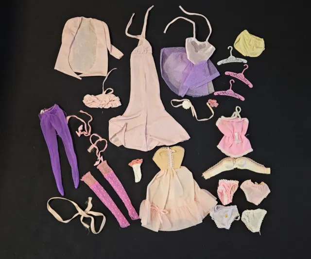 BARBIE MATTEL FANCY Frills Lingerie Doll Fashions 1986 Pink Outfit