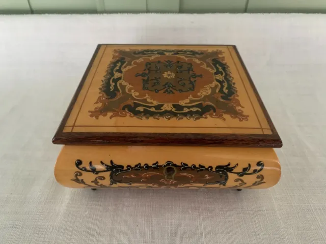 Reuge Swiss Movement Inlaid Lacquered Wood Music Jewelry Box W / Key "Video"