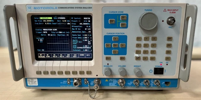 Motorola R2600D Communication Service Analyzer 400KHz-1GHz *Tested*