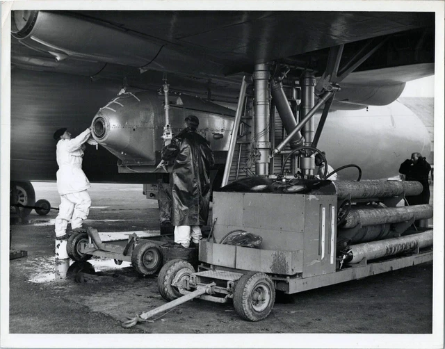VICKERS VALIANT SUPER Sprite Rocket Engine Original Manufacturers Photo ...